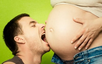 Pärchen vor der Geburt des Babys