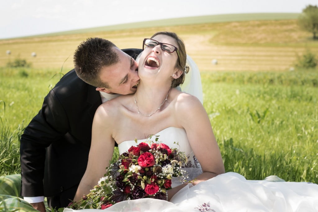 Brautpaar Fotos auf Bauernhof