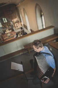 Hochzeitsfotos in der Kirche