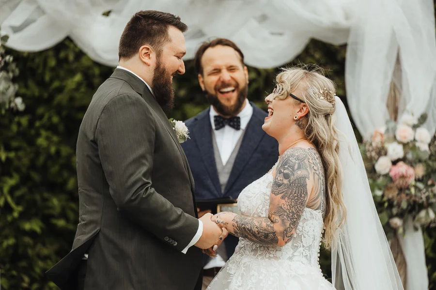 Hochzeitsfotograf-Zuerich-1 Hochezeitspaar bei Trauung