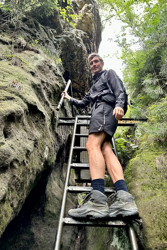 Andre beim Wandern<br />

